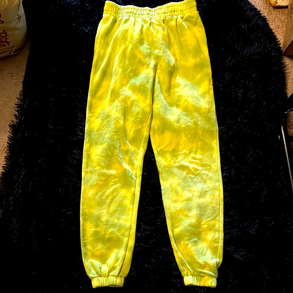Urban outfitters tie dye sweatpants size XS!